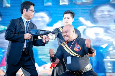 Biểu diễn Kung - Fu tuyệt đỉnh 