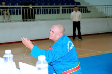 Võ sư & Kỷ Lục Gia Thế Giới Nguyễn Quang Hiển